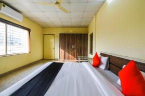 Collection O Dwarka Lodge